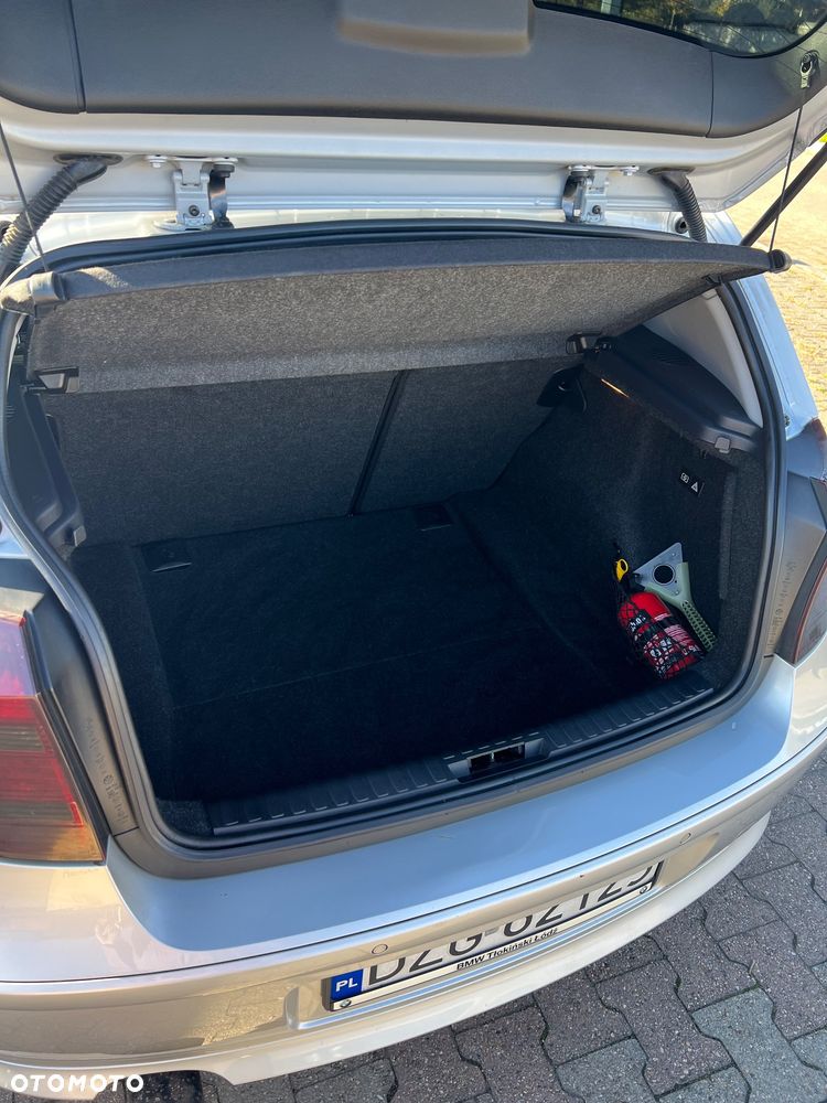 BMW Seria 1 118d - 24