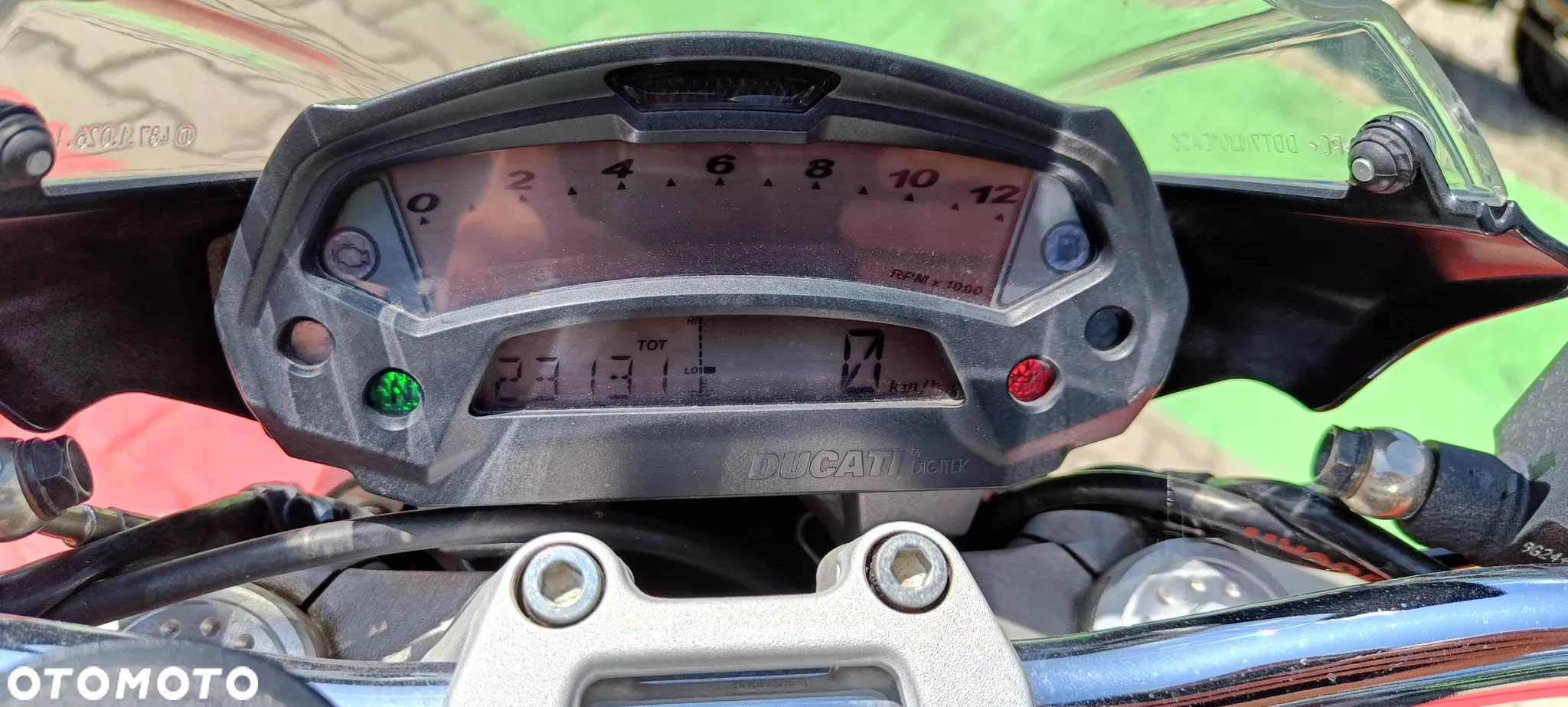 Ducati Monster - 11