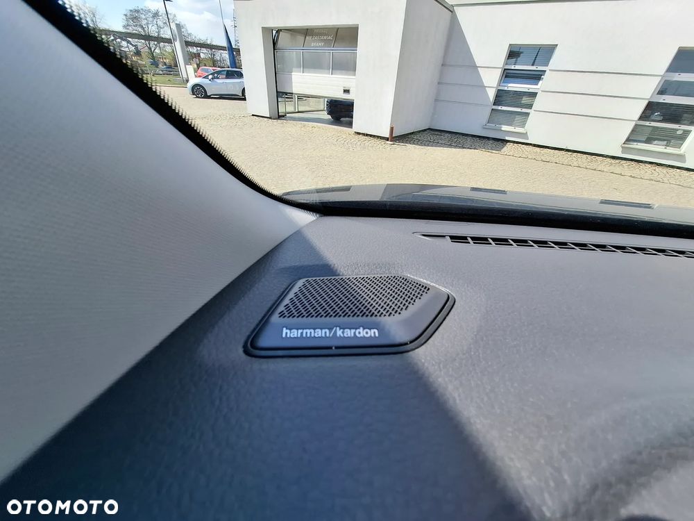 Volkswagen Caravelle 2.0 TDI L2 4Motion Style - 18