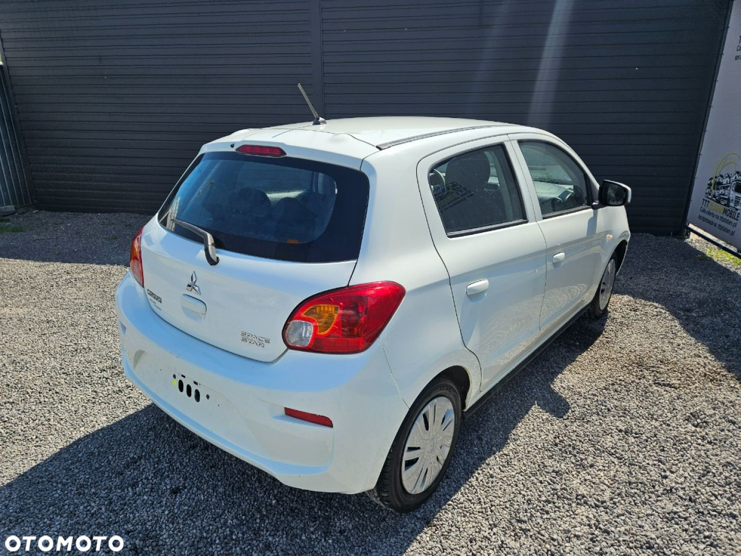 Mitsubishi Space Star - 18