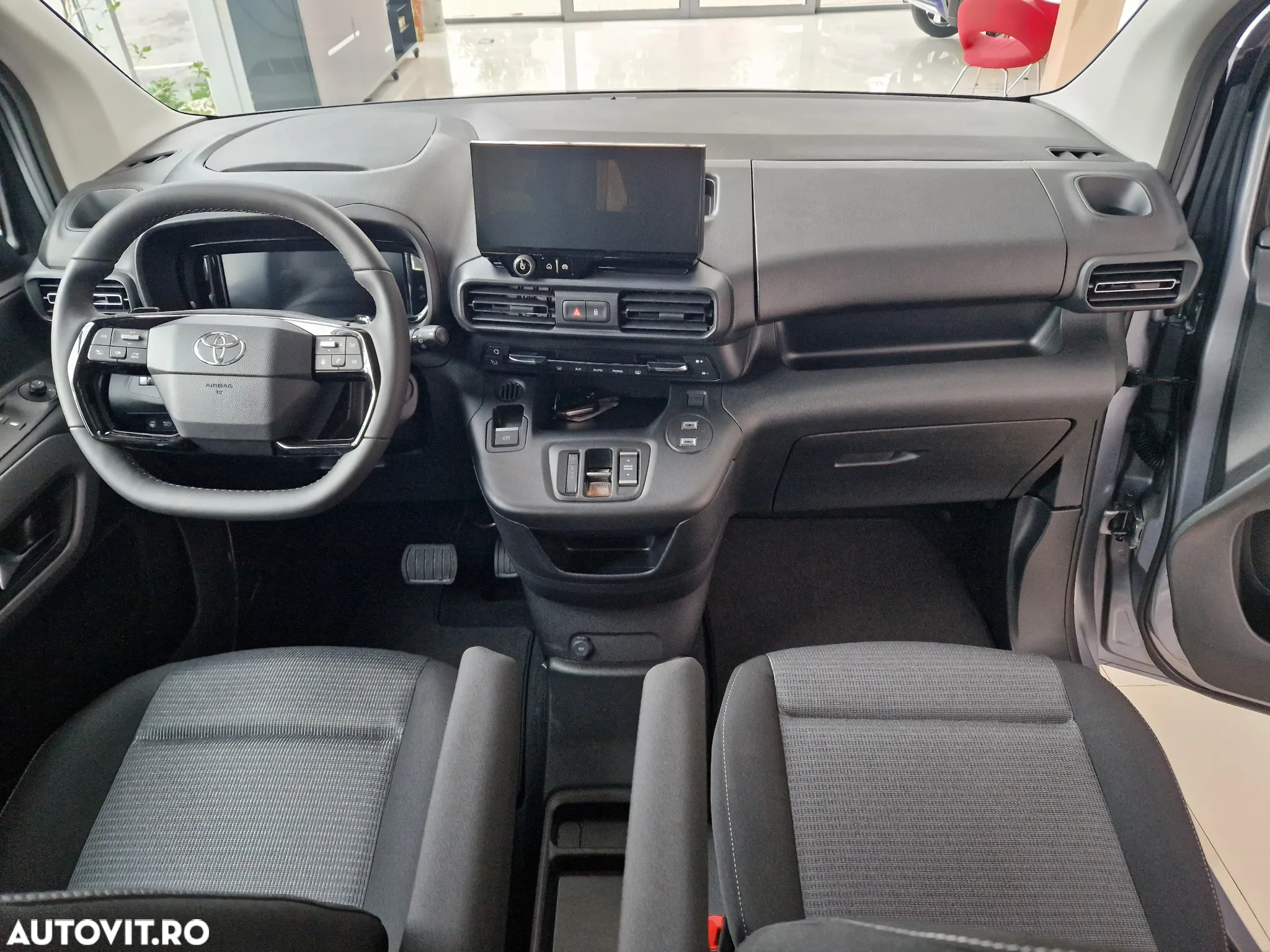 Toyota Proace City Verso 136 CP 50 kWh L2 6+1 Family - 9
