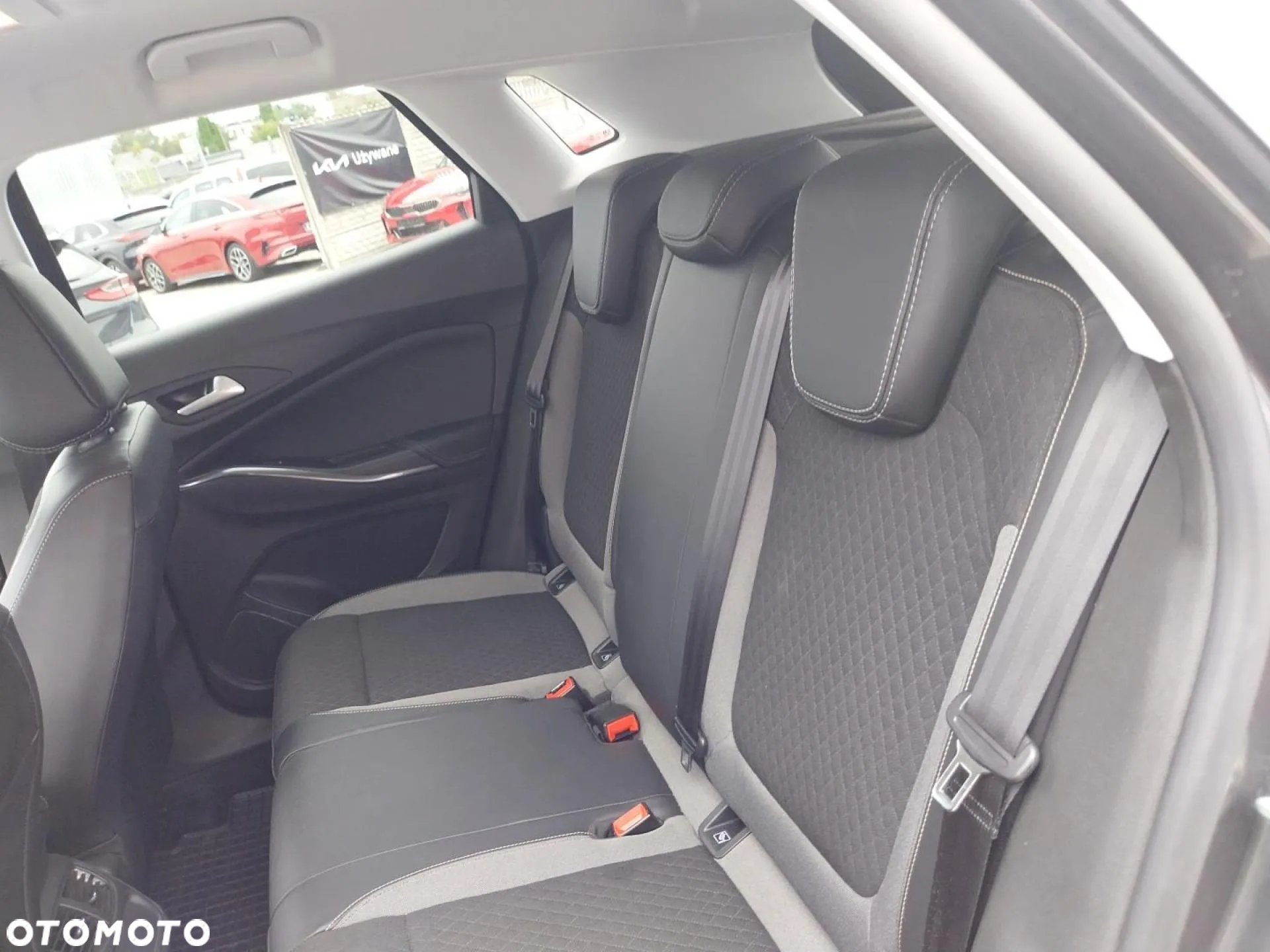Opel Grandland X 1.2 T GPF Design Line S&S - 16