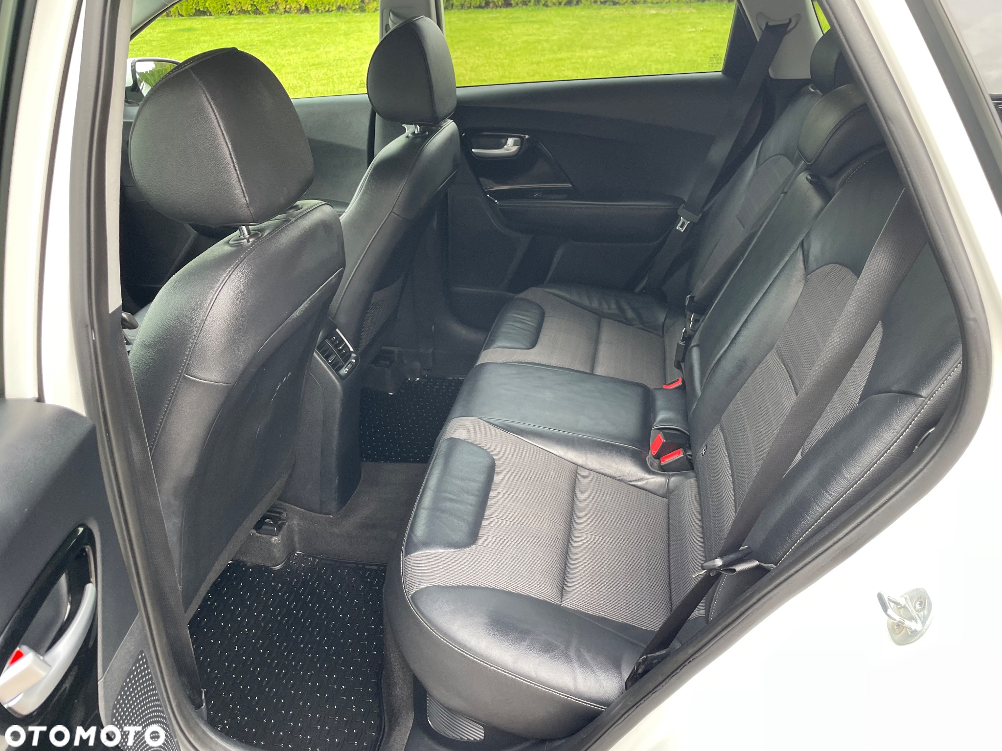 Kia Niro - 8