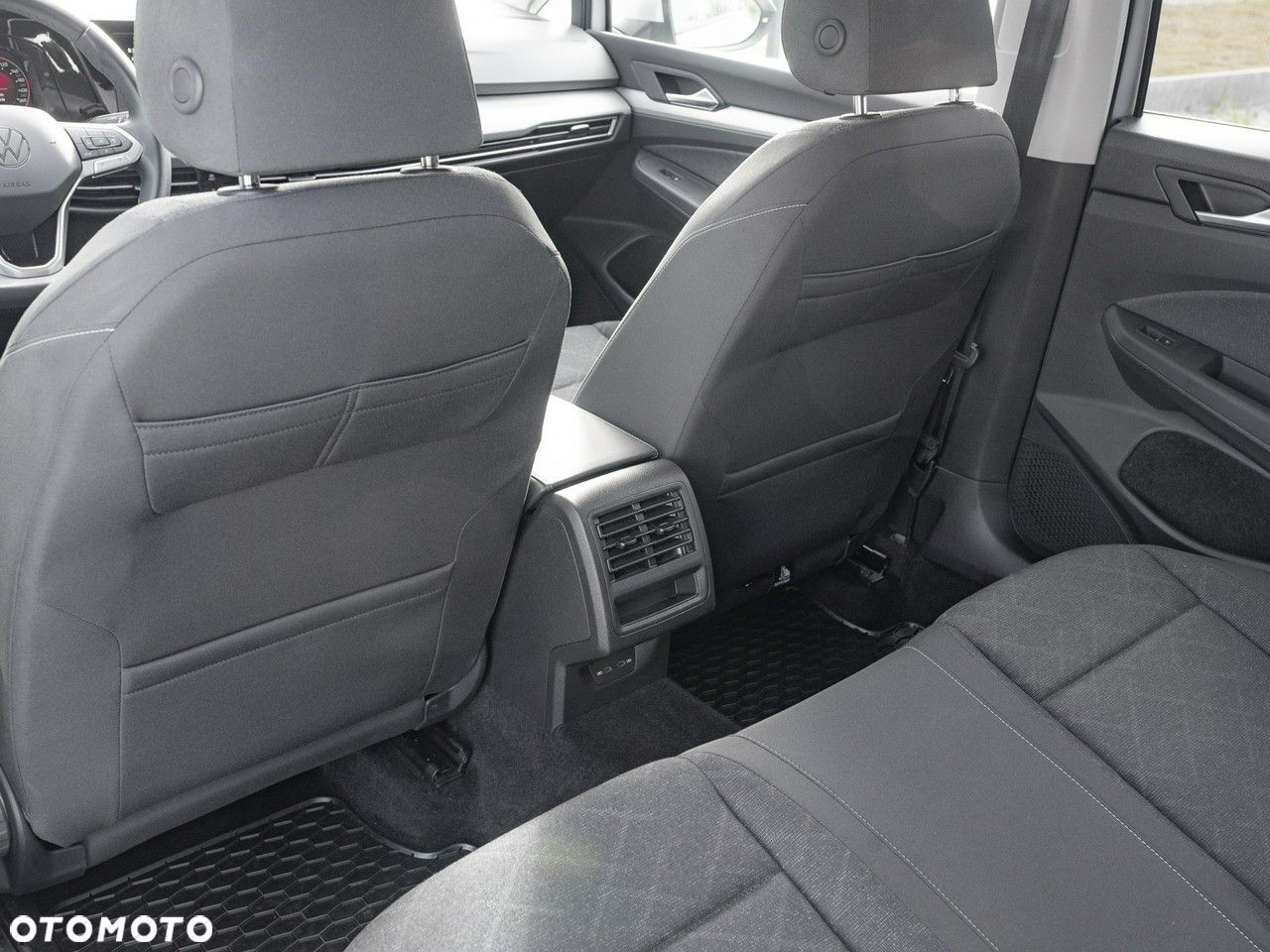 Volkswagen Golf VIII 2.0 TDI Life - 23
