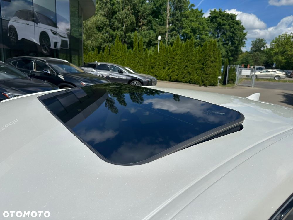 Lexus ES - 8