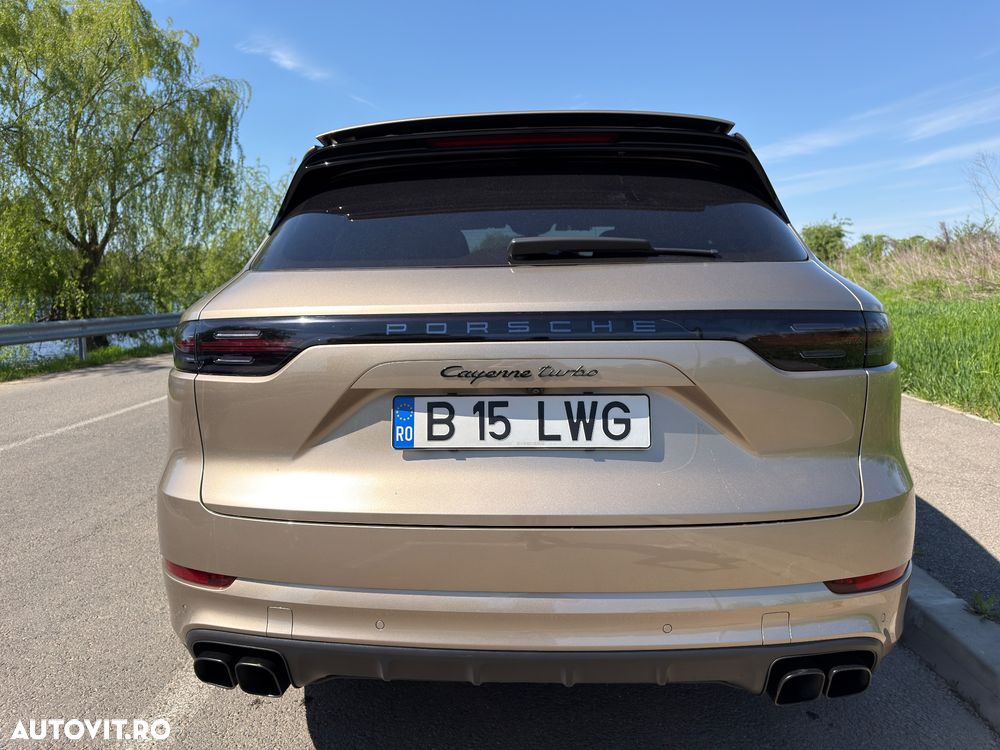 Porsche Cayenne Turbo - 29