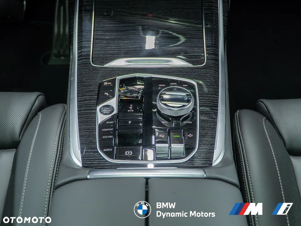 BMW X7 xDrive40d - 33