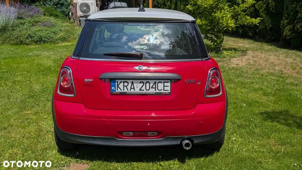 MINI ONE D - 6