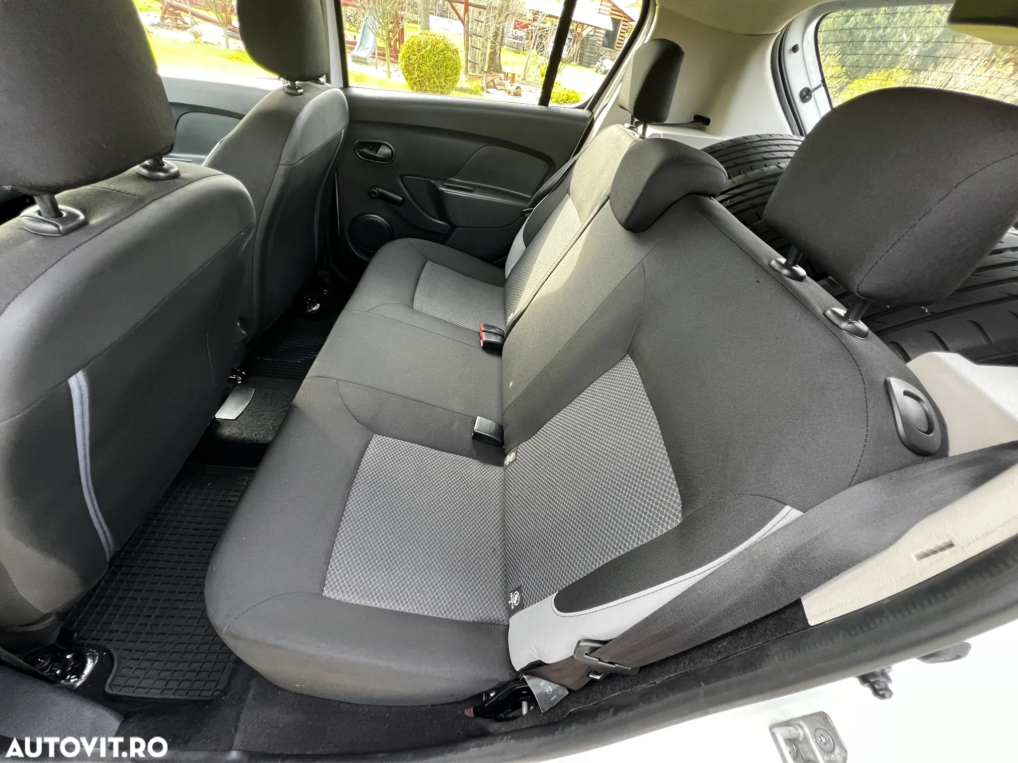 Dacia Sandero 1.2 16V - 21