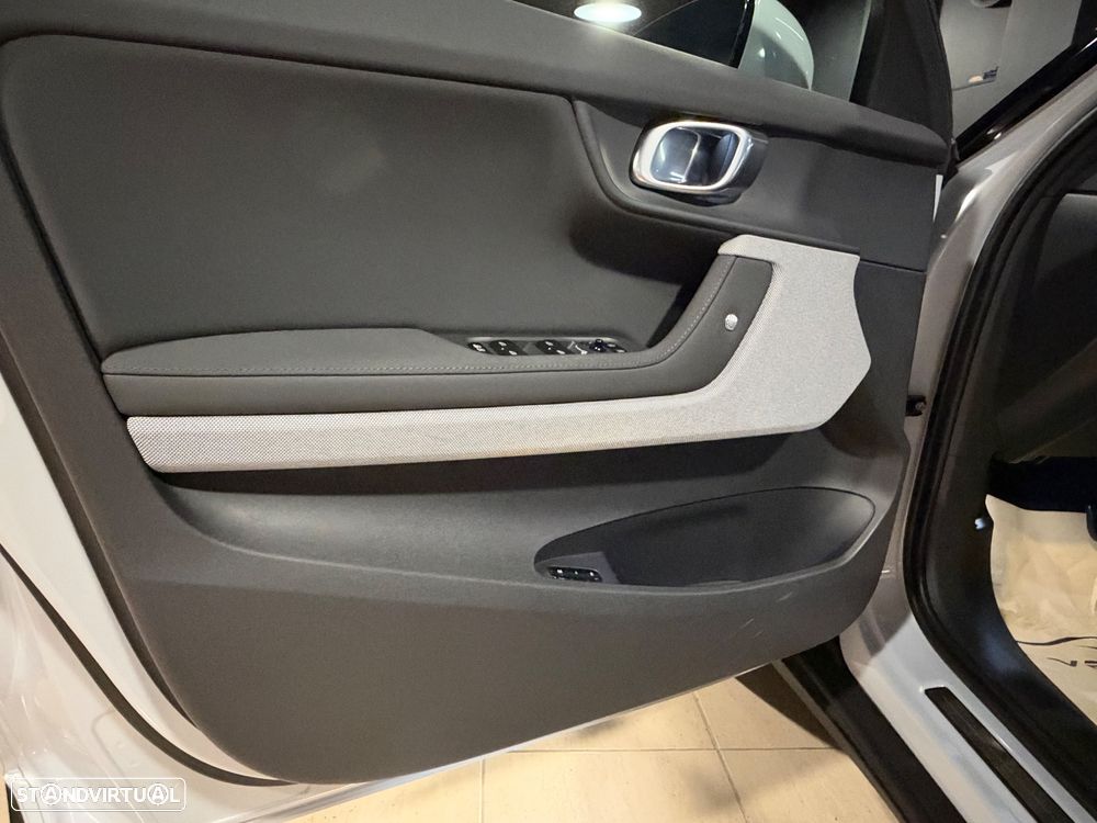 Polestar 2 Long Range 78 kWh AWD Performance - 16