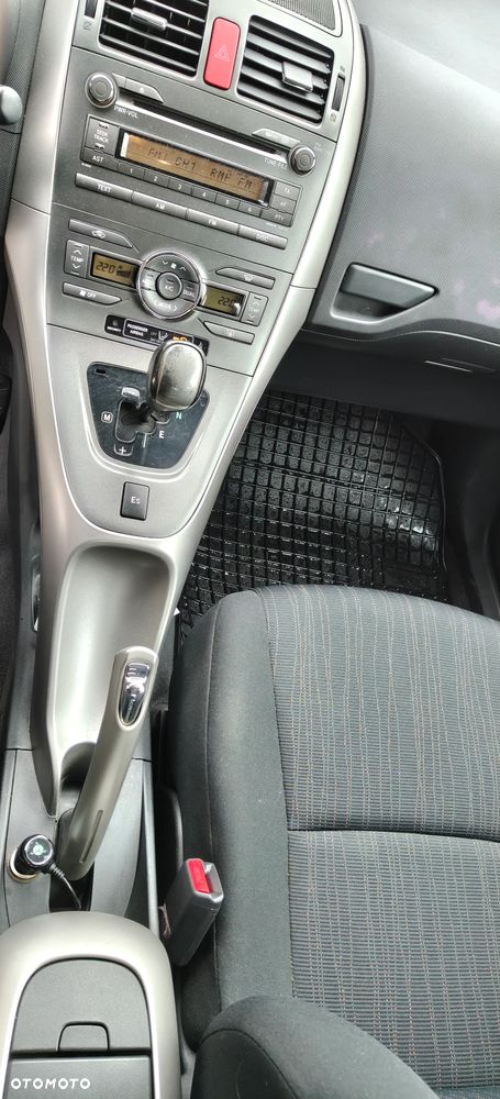 Toyota Auris 1.6 MultiMode Executive - 10