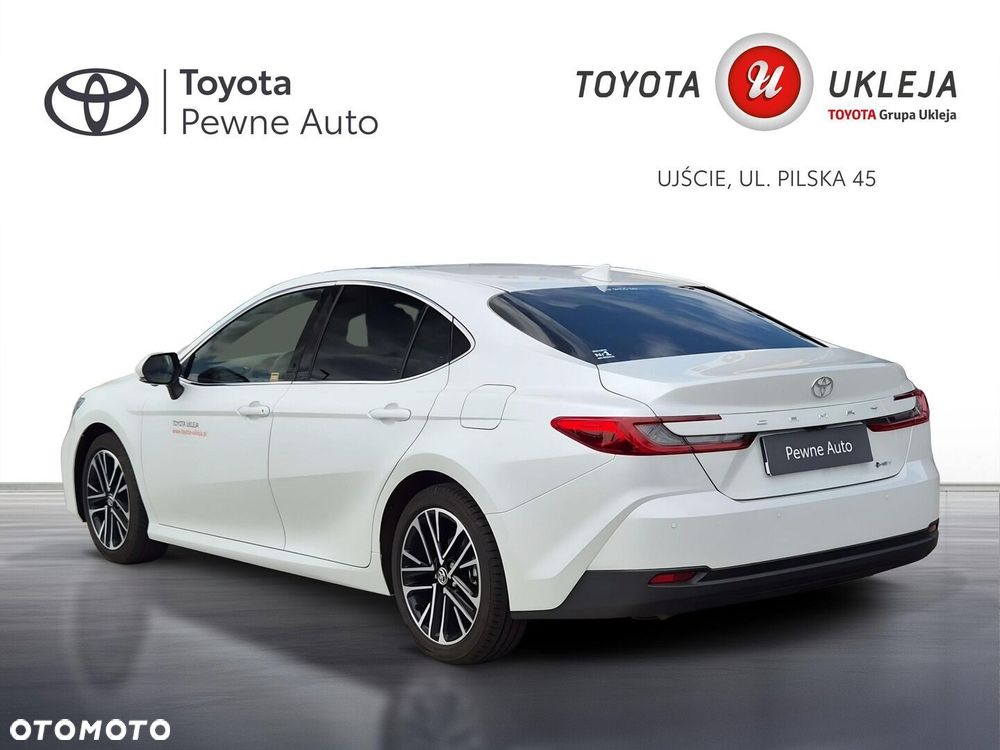 Toyota Camry - 37