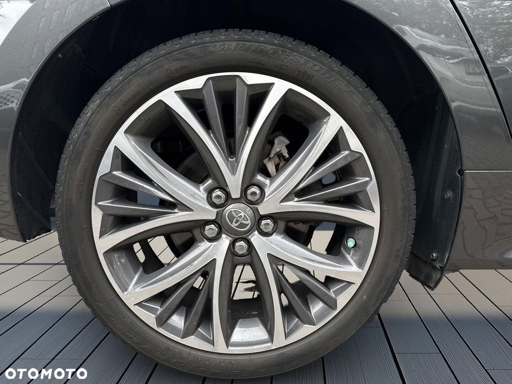Toyota Yaris Hybrid 1.5 Executive - 31
