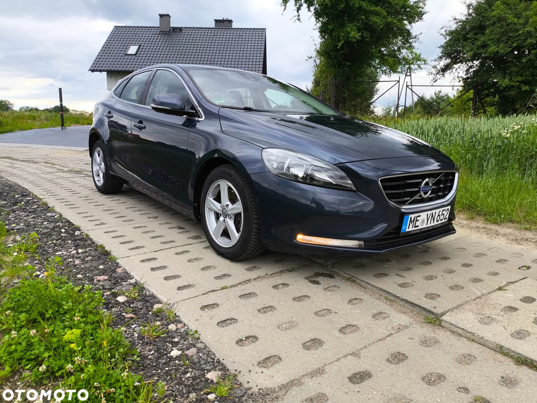 Volvo V40 D3 Momentum - 1
