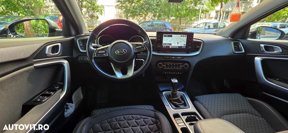 Kia XCeed 1.4 T-GDI 6MT City - 5