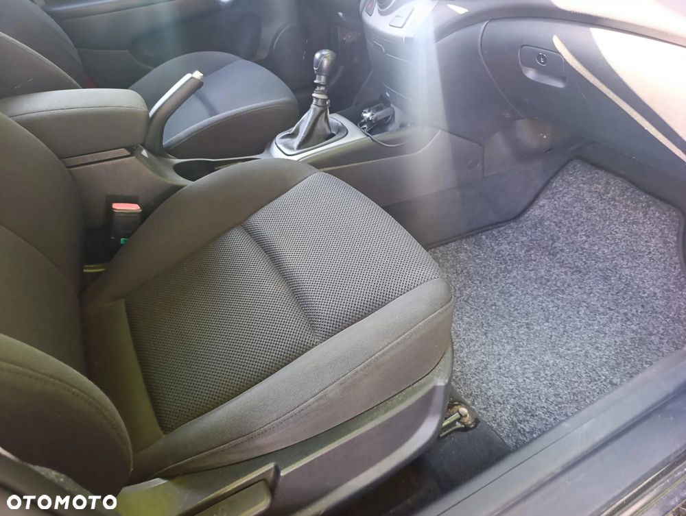 Hyundai i30 1.6 Comfort World Cup - 10