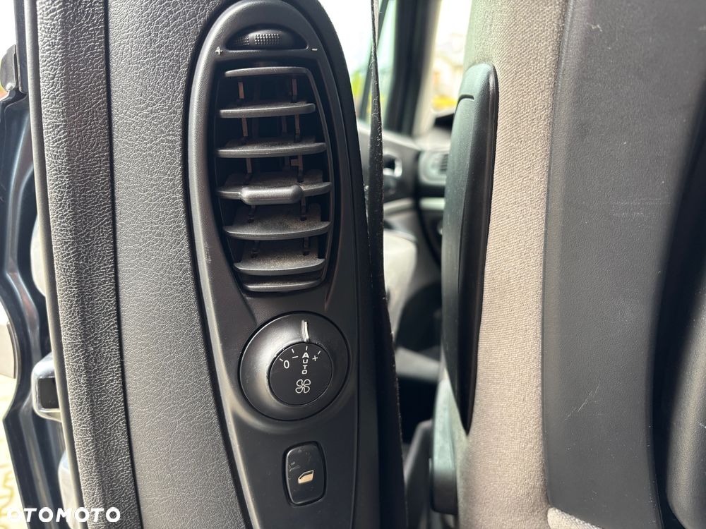 Peugeot 807 2.0 HDi Premium - 29
