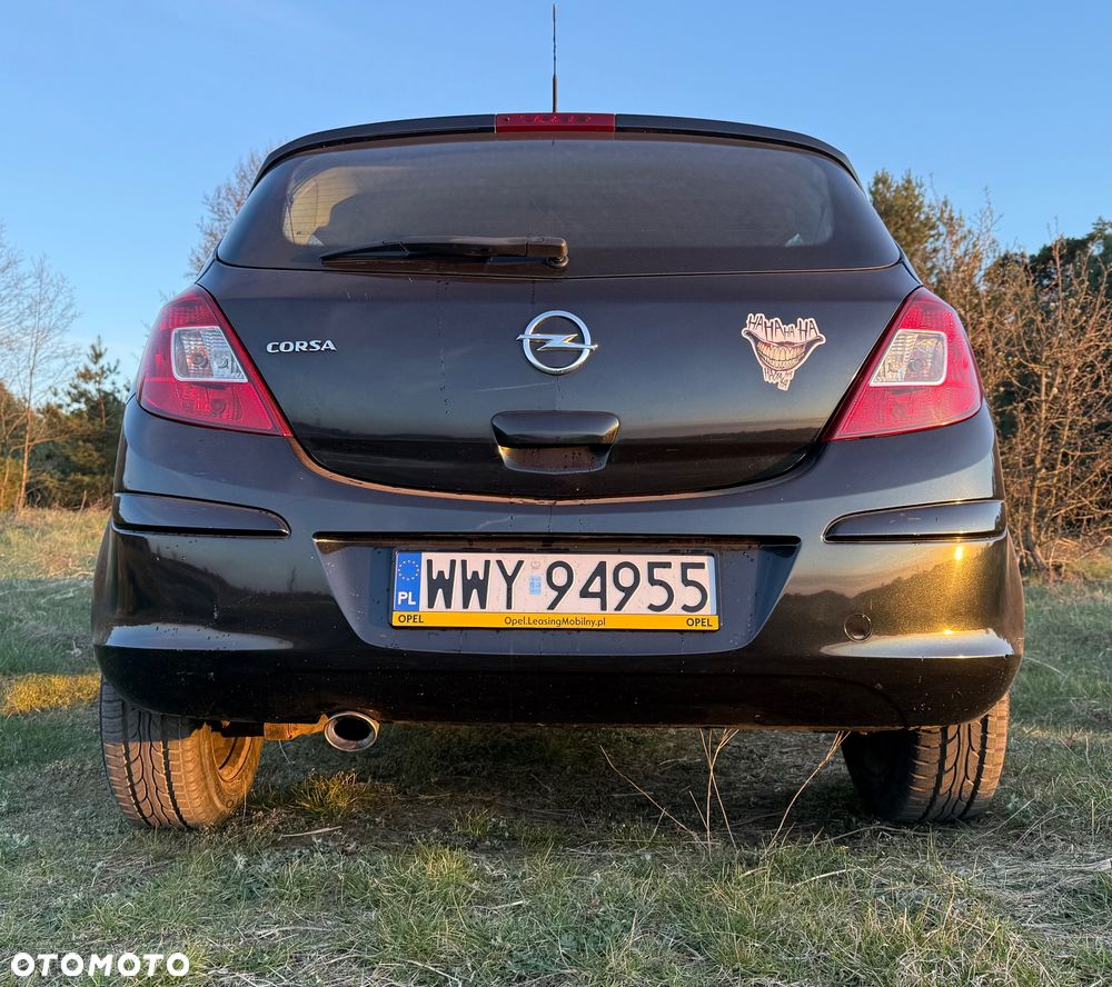 Opel Corsa 1.2 16V Cosmo - 12