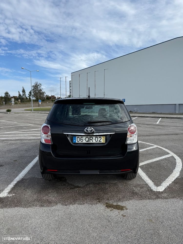 Toyota Verso 1.6 D-4D Comfort - 6