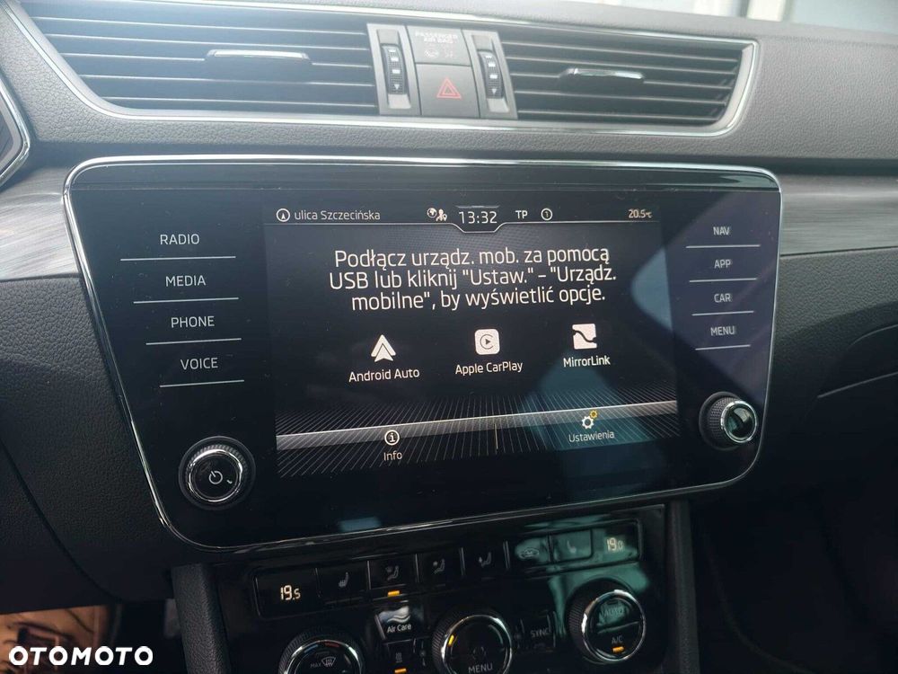 Skoda Superb 2.0 TDI SCR Style DSG - 24