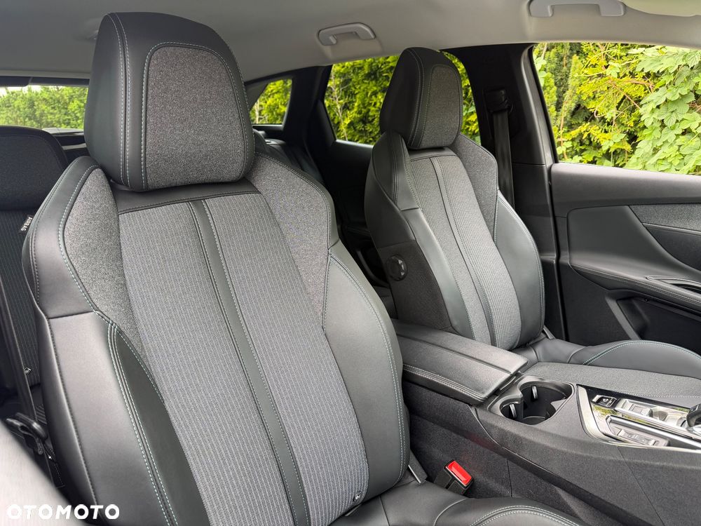 Peugeot 3008 BlueHDi 130 Stop & Start EAT8 Allure Pack - 30