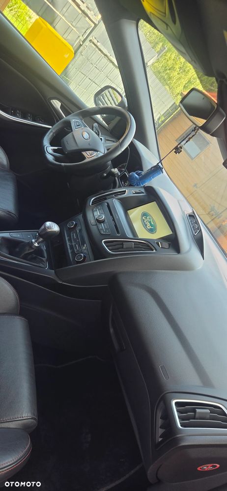 Ford Focus 2.0 EcoBoost ST - 15