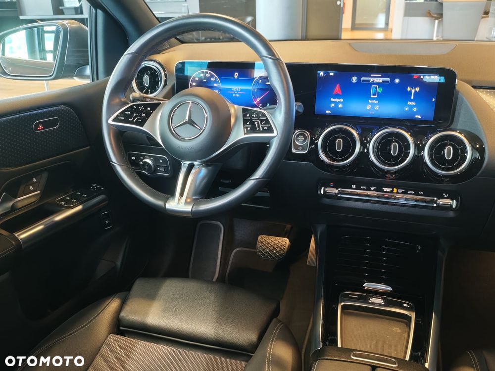 Mercedes-Benz Klasa B 200 d Progressive 8G-DCT - 11