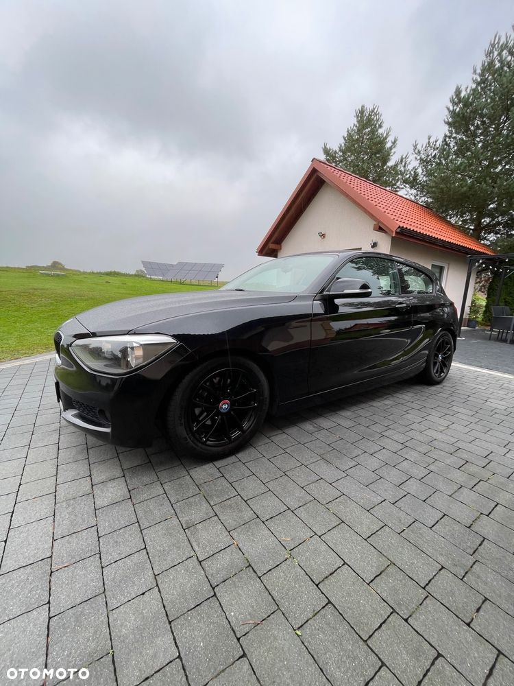 BMW Seria 1 114i Sport Line - 1