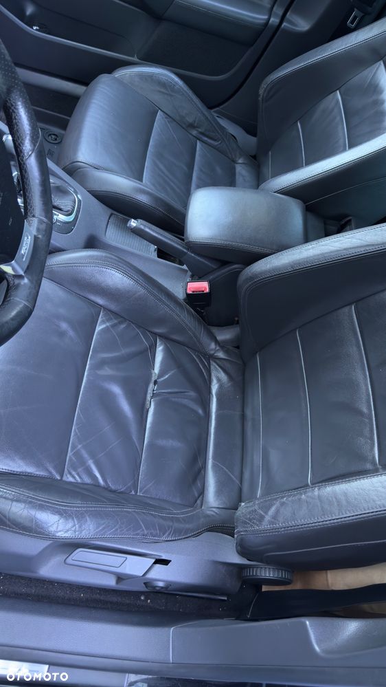 Volkswagen Golf - 14