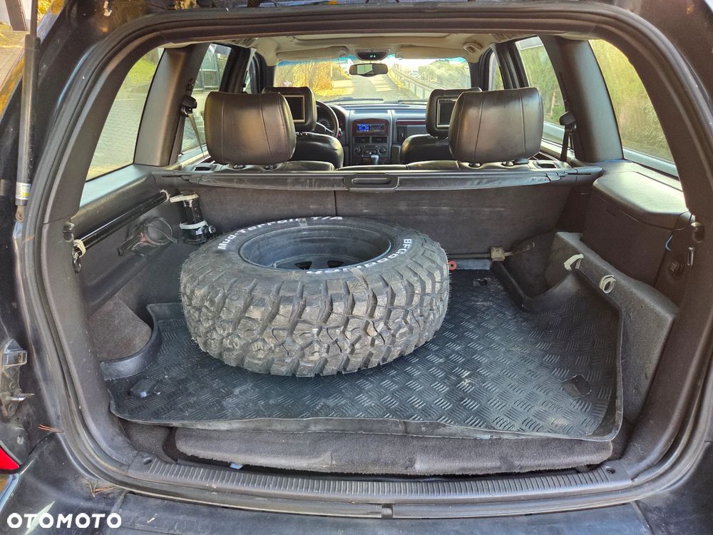 Jeep Grand Cherokee - 10