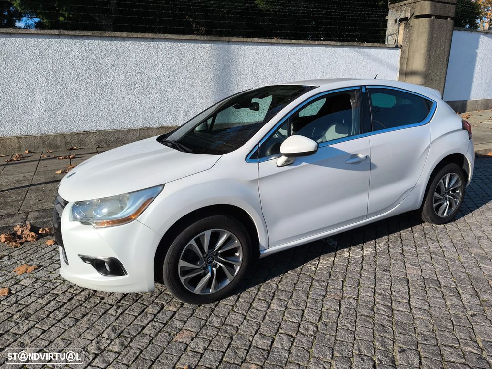 Citroën DS4 1.6 HDi So Chic - 33