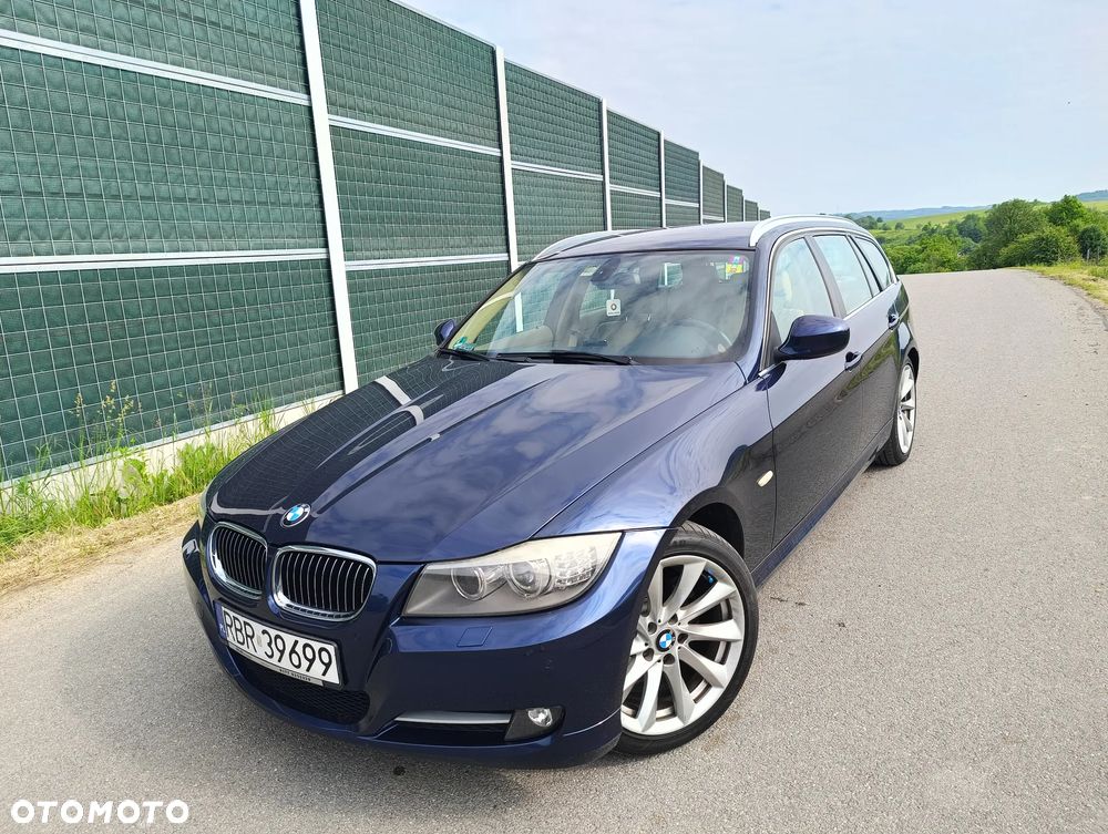 BMW Seria 3 320d xDrive DPF Touring Edition Exclusive - 2