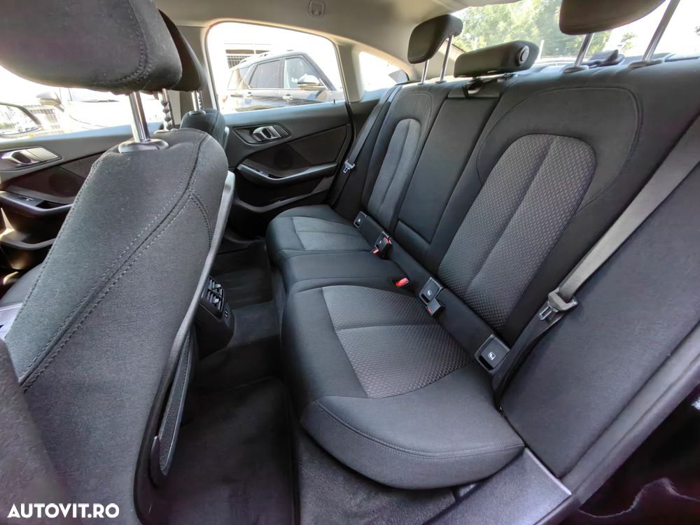 BMW Seria 2 218d Aut. Advantage - 17