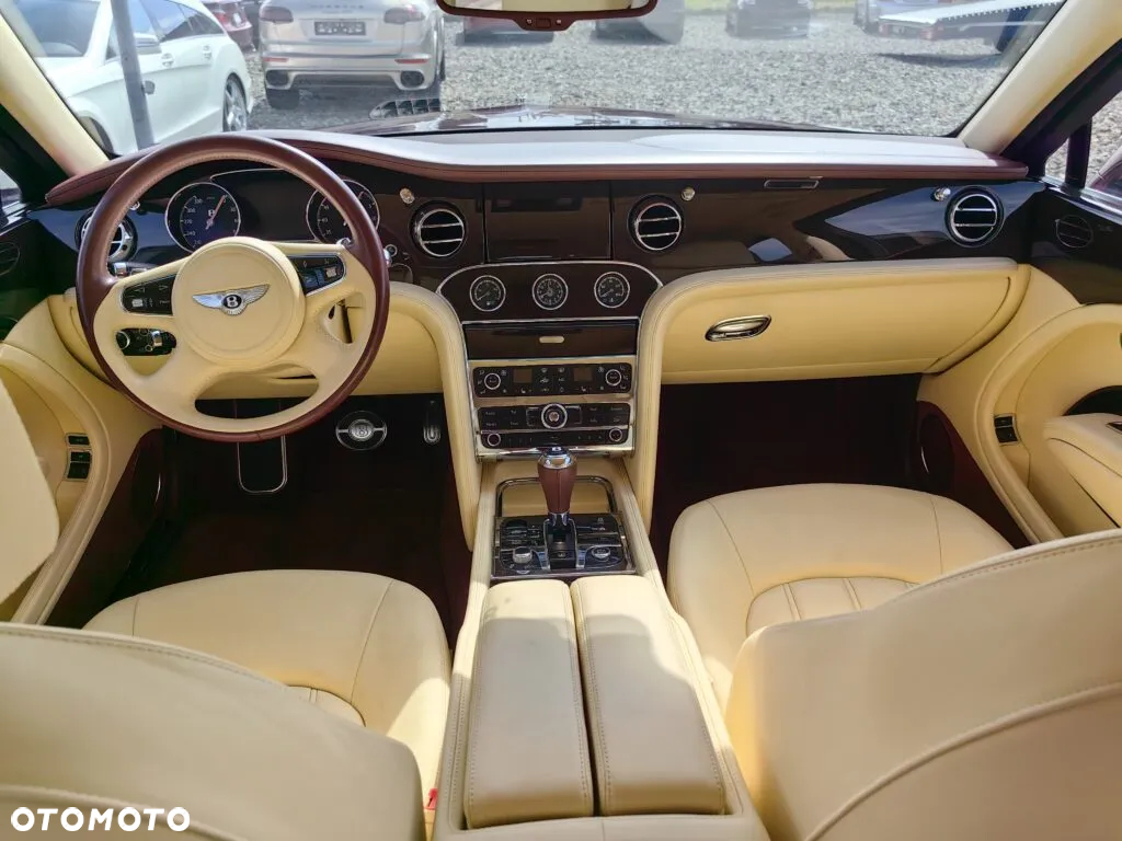 Bentley Mulsanne Speed - 22