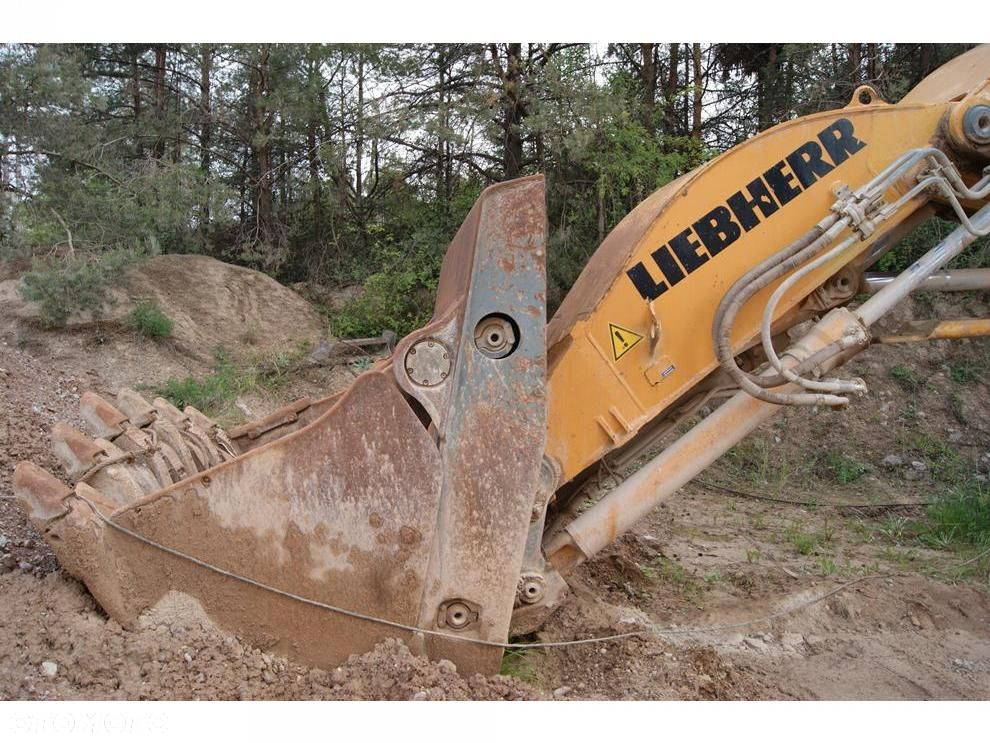 Liebherr R964C - 15