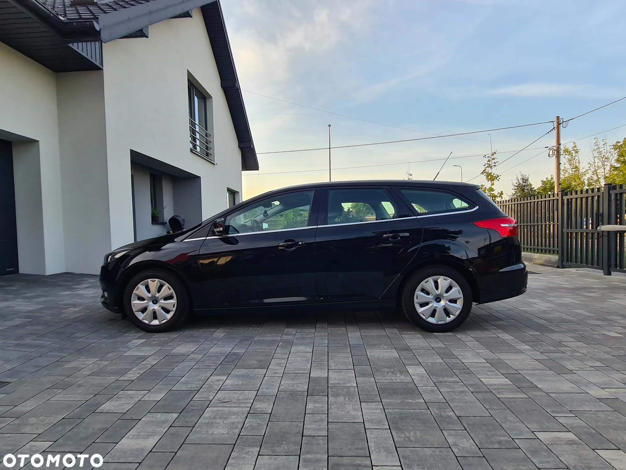 Ford Focus 1.0 EcoBoost Start-Stopp-System Business Edition - 17