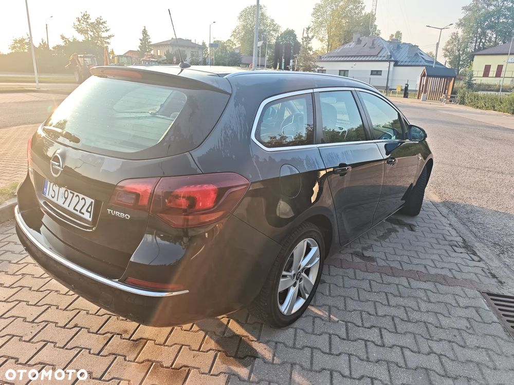 Opel Astra 1.4 T Enjoy - 9