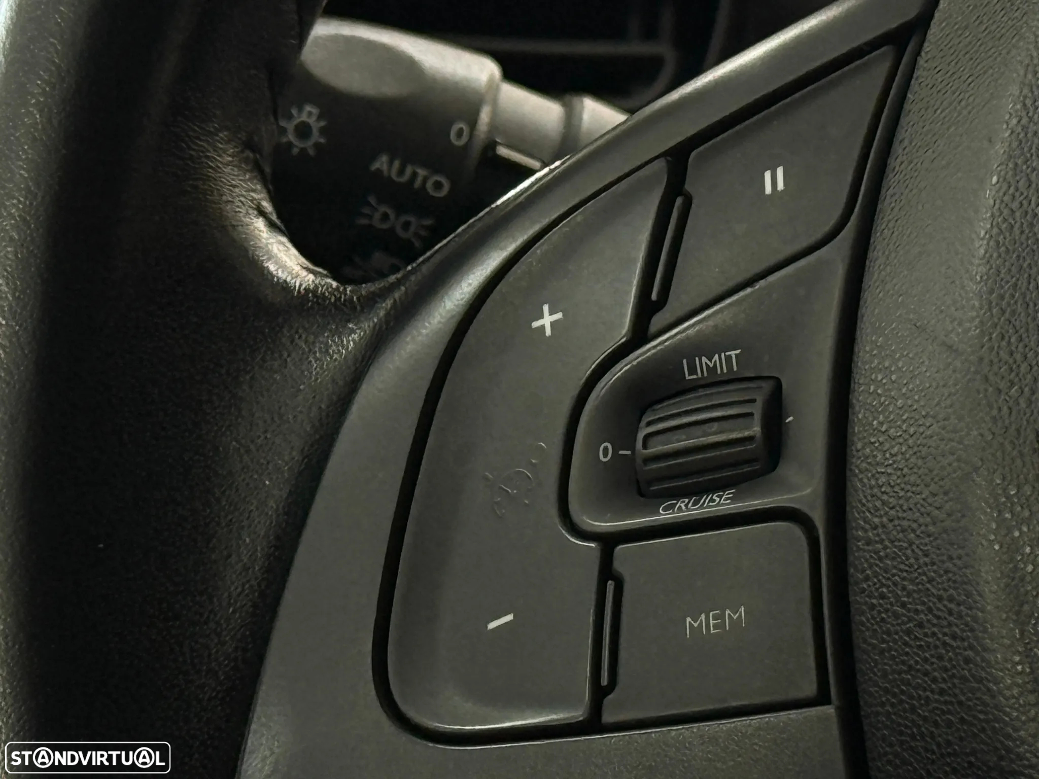 Citroën C4 Cactus BlueHDi 120 Stop&Start EAT6 Origins - 35