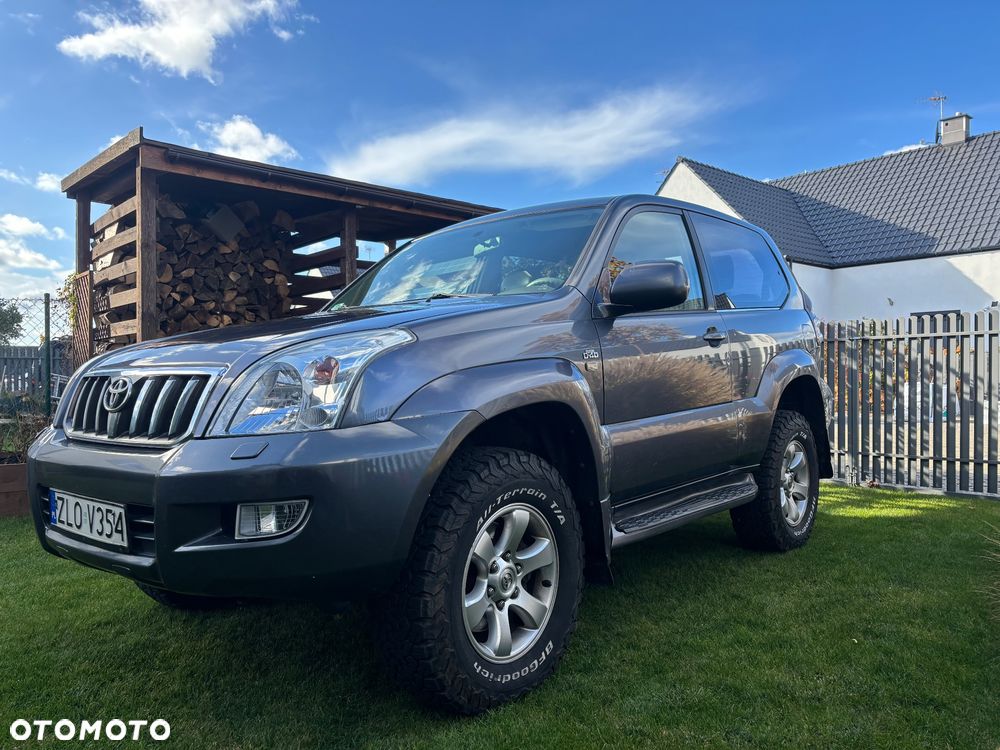 Toyota Land Cruiser - 1