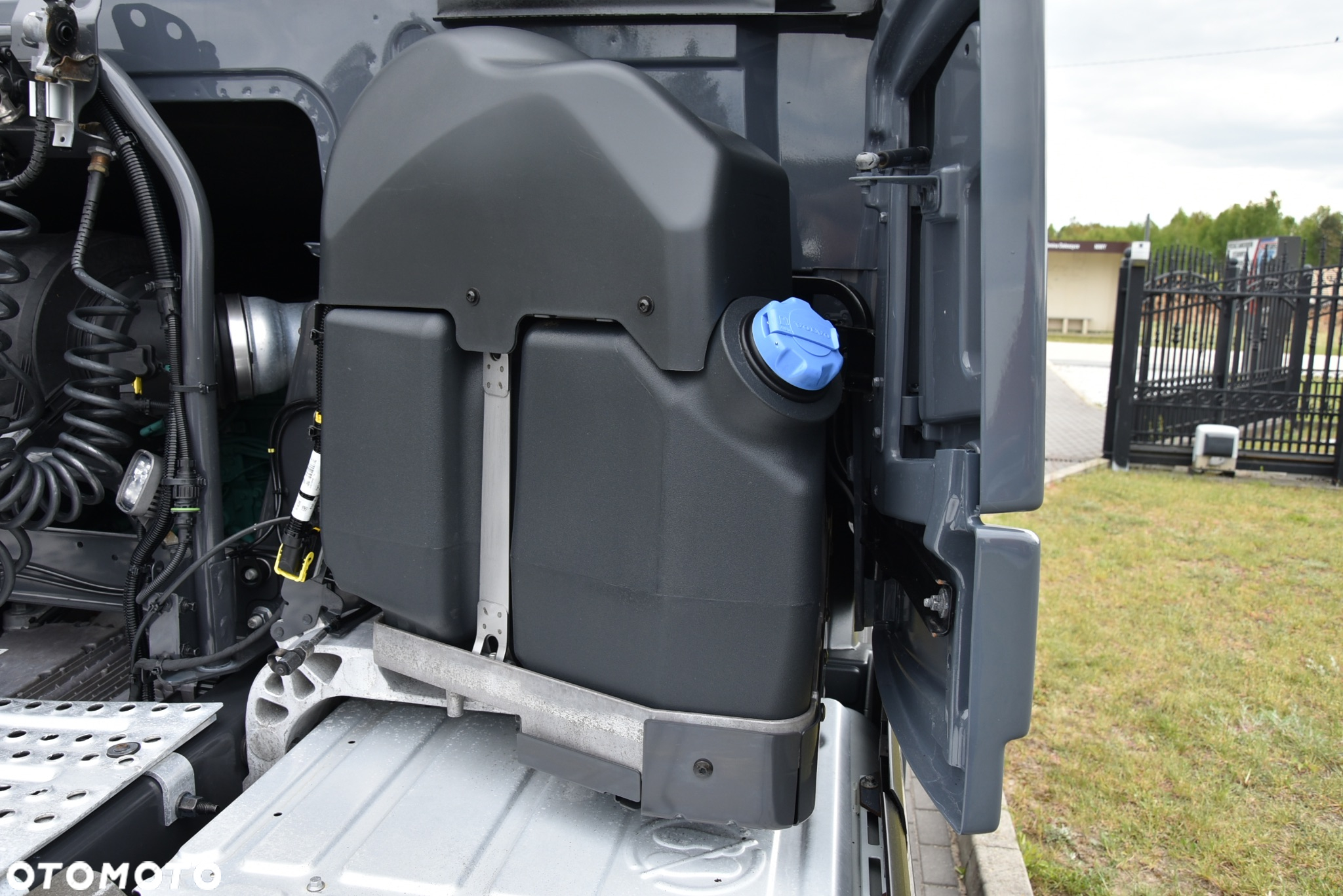 Volvo FH5 500 I-SAVE * XL * BOGATA OPCJA * FULL LED * NAVI  * SERWIS ASO VOLVO * STAN JAK FABRYCZNIE NOWE ! ! ! - 18