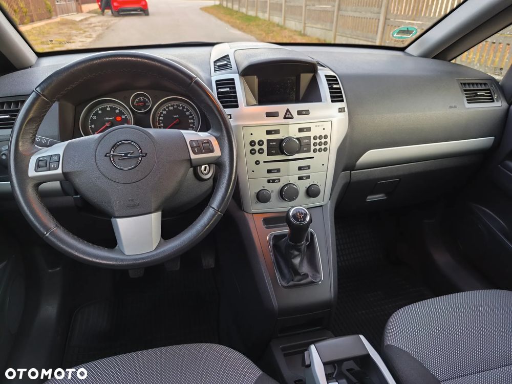 Opel Zafira 1.6 ECOFLEX Design Edition - 28
