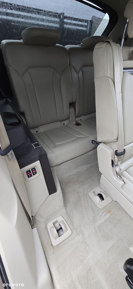 Audi Q7 - 18