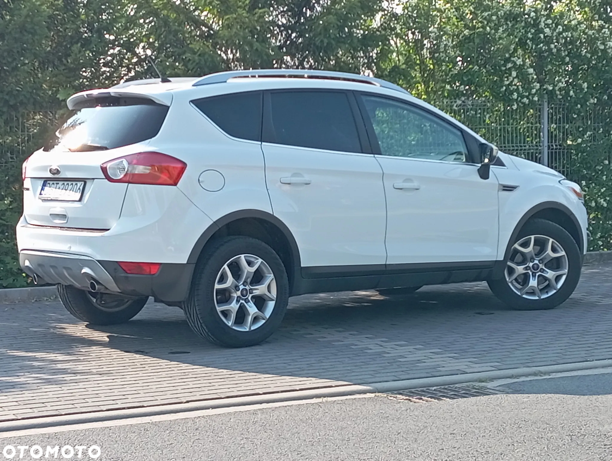 Ford Kuga 2.0 TDCi 2x4 Trend - 23