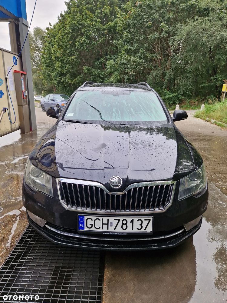 Skoda Superb 2.0 TDI Active DSG - 16