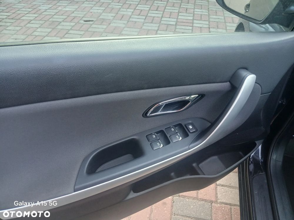 Kia Ceed - 10