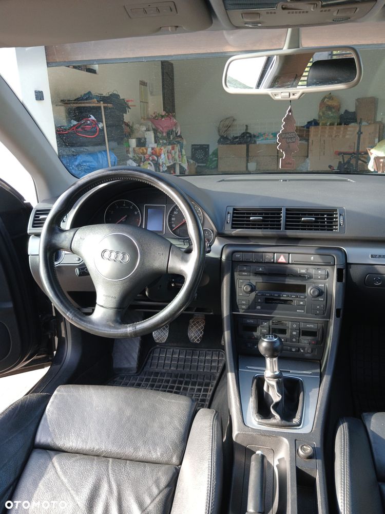 Audi A4 Avant 1.8 T quattro - 18