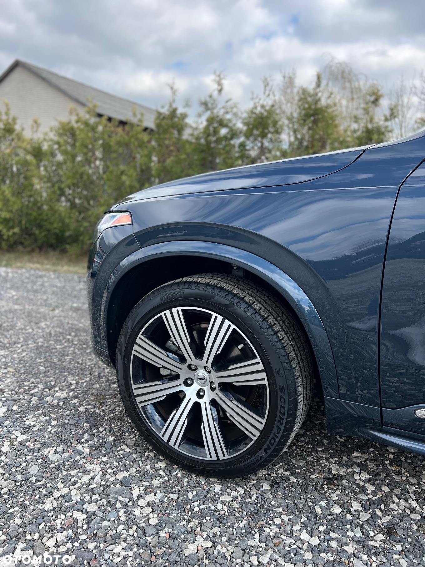 Volvo XC 90 - 2