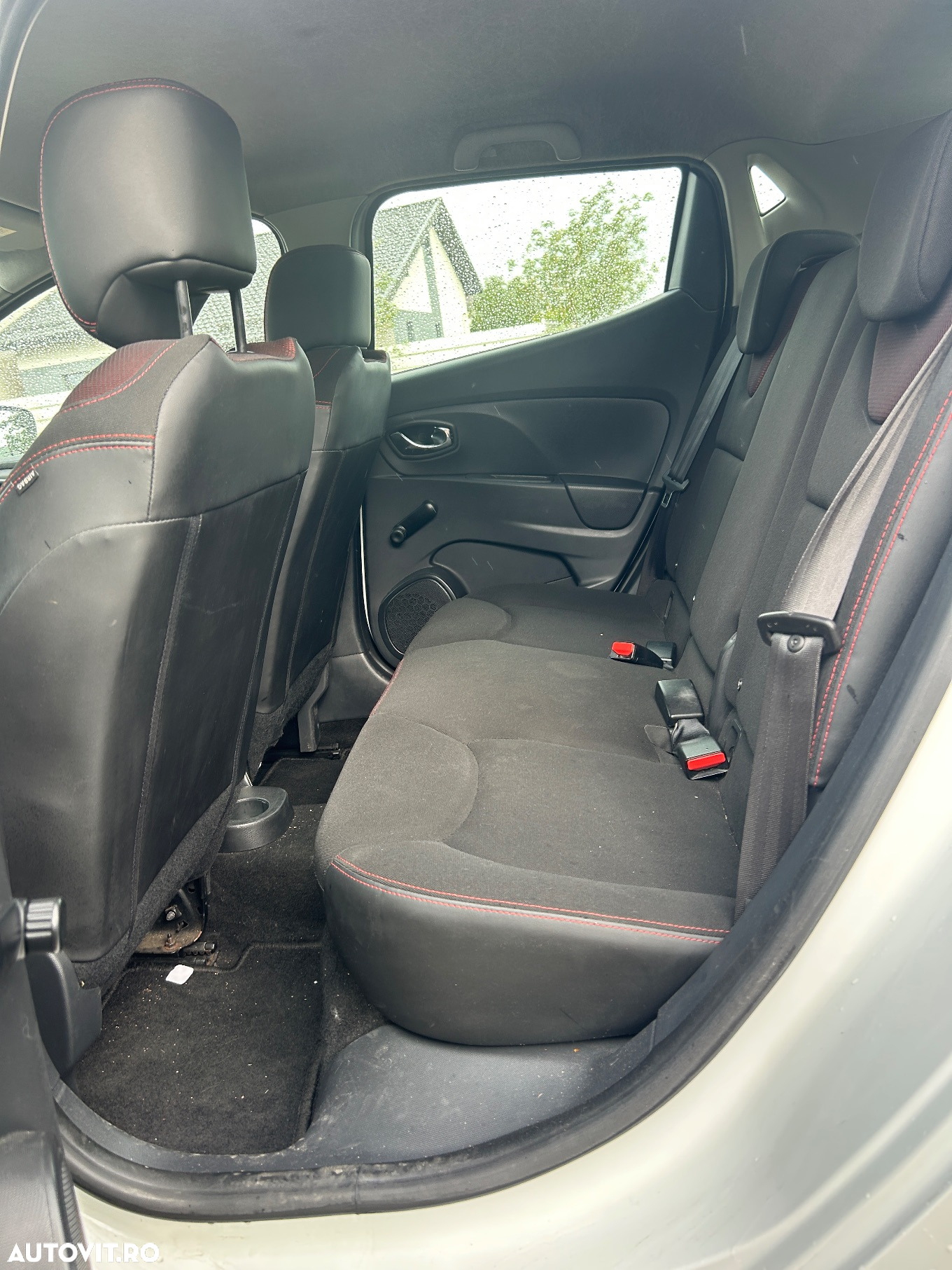 Renault Clio IV 1.5 dCi 90 Authentique - 8