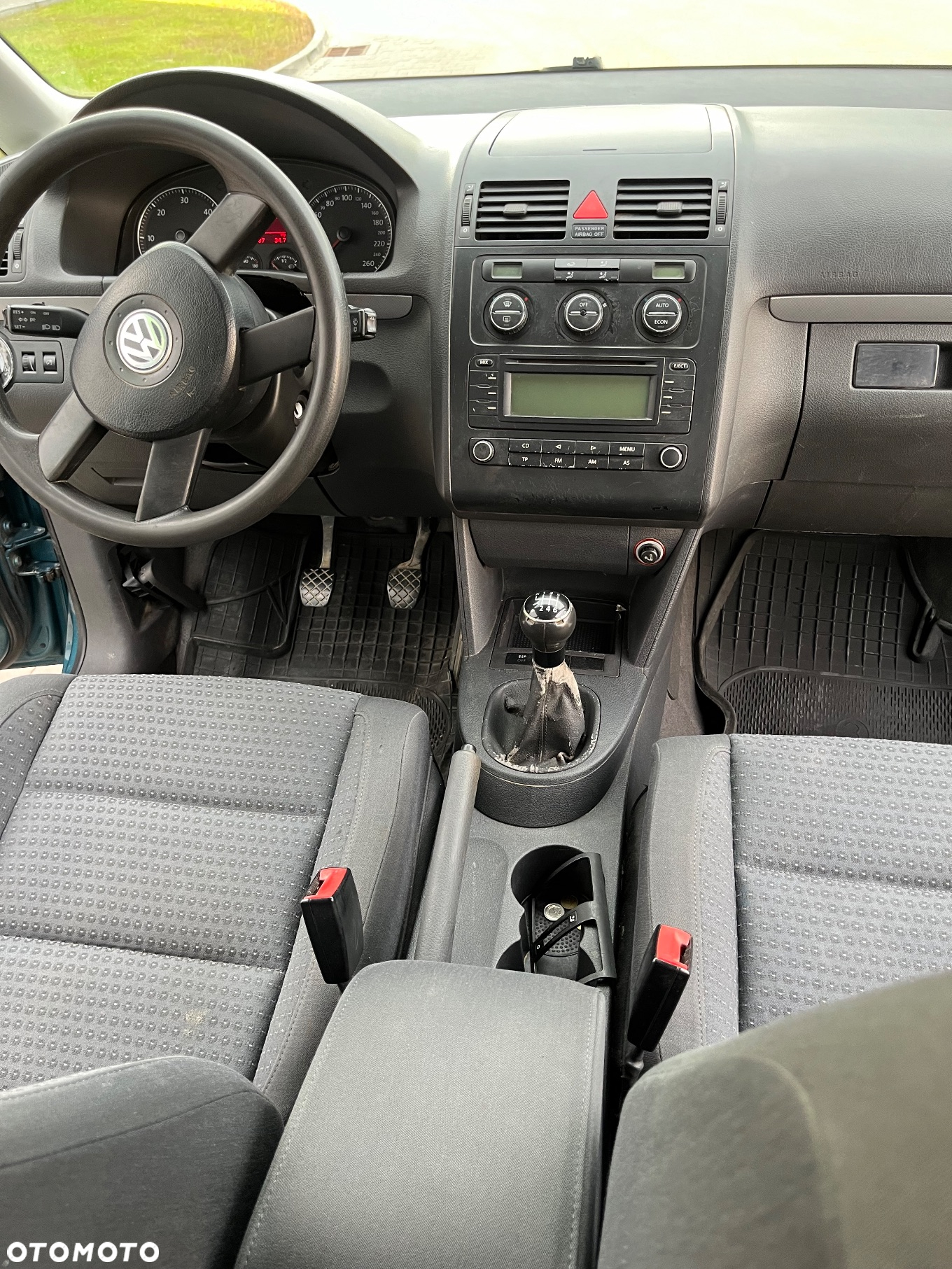 Volkswagen Touran 2.0 TDI Highline - 32