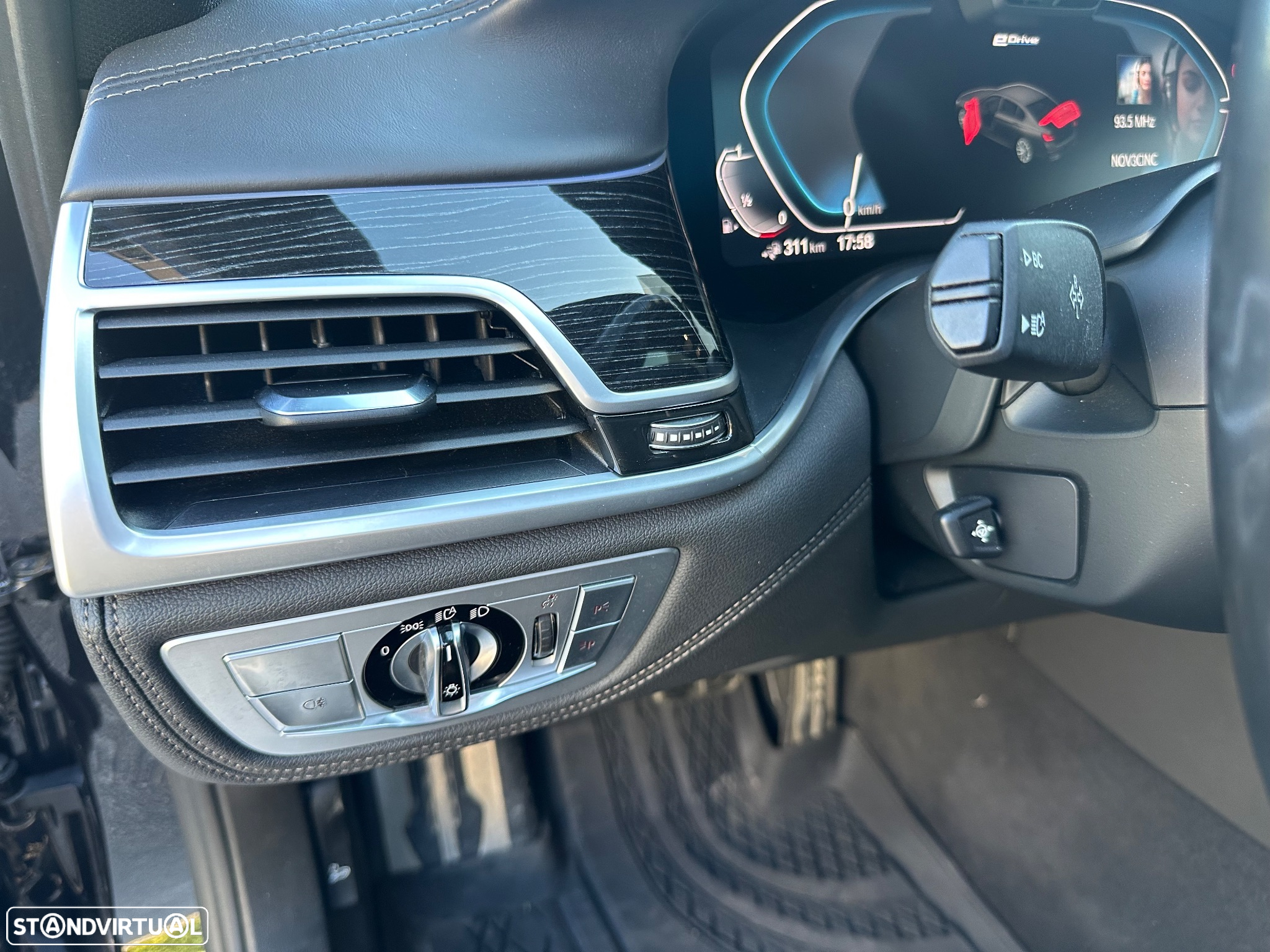 BMW 745 e iPerformance Pack M Auto - 30
